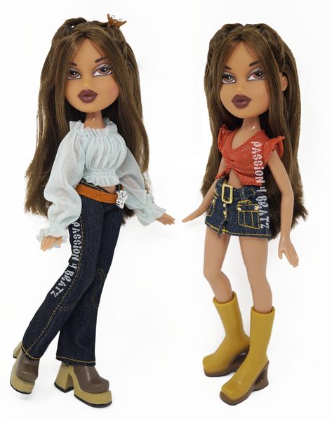 Bratz Xpress It, Bratz Dolls Original, Yasmin Bratz, Bratz Outfit, Bratz Yasmin, Box Poster, Bratz Doll Outfits, Bratz Girls, Moster High