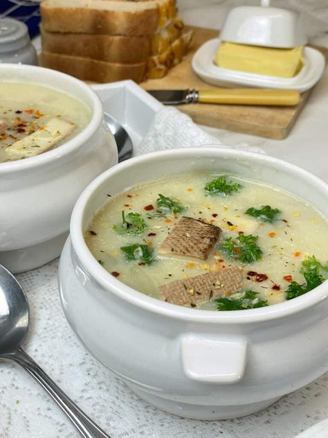 Vegan Traditional Scottish Cullen Skink Soup - Traditional Plant-Based Cooking Cullen Skink Recipe, Cullen Skink, Vegan Quiche, Veggie Pies, Scottish Dishes, Homemade Baked Beans, Scottish Culture, Veggie Stock, Leftover Mashed Potatoes