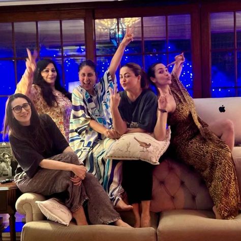 In a heartwarming demonstration of sisterly love and friendship, Bollywood’s favorite sisters, Kareena Kapoor Khan, and Karisma Kapoor, along with Malaika Arora and Amrita Arora, recently gave their fans a glimpse into their fabulous night out, proving yet again why they are considered among the closest siblings in the industry. Amrita Arora, Sisterly Love, Karisma Kapoor, Malaika Arora, Love And Friendship, Kareena Kapoor Khan, Kareena Kapoor, Night Out, Entertainment