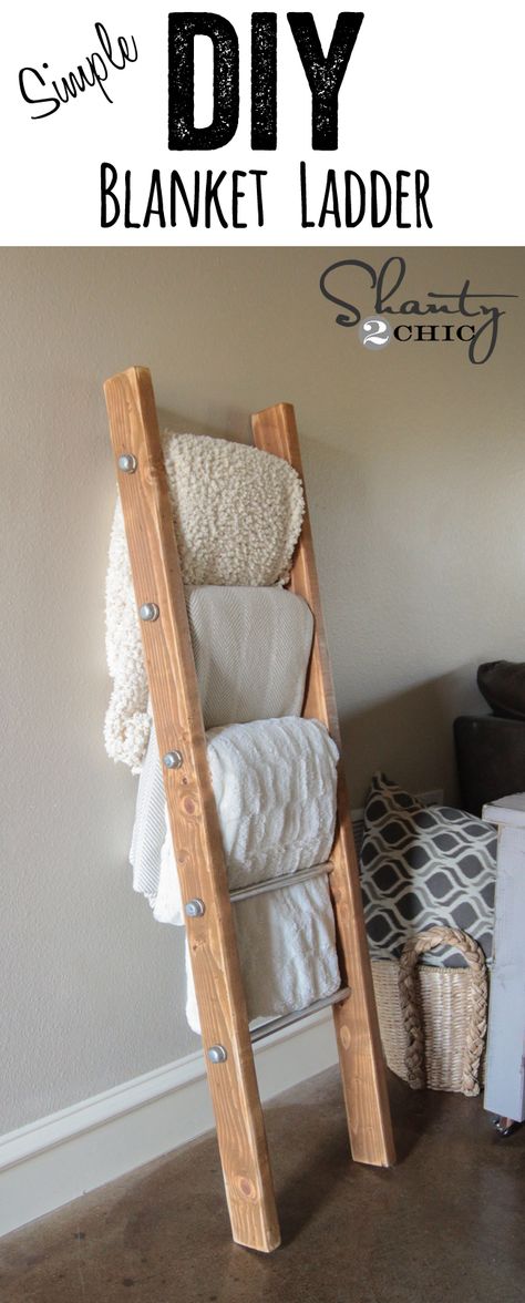 DIY Wood and Metal Pipe Blanket Ladder… Seriously SO simple and so cute! www.shanty-2-chic.com Sage Grouse, Diy Blanket Ladder, Apartment Decoration, Decor Ikea, Decor Studio, Blanket Ladder, Wooden Ladder, Diy Holz, Easy Home Decor