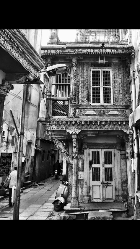 Ahmedabad Ahmedabad Architecture, Pole House, Indian Architecture, Old City, Ahmedabad, Road, Architecture, Travel, Quick Saves