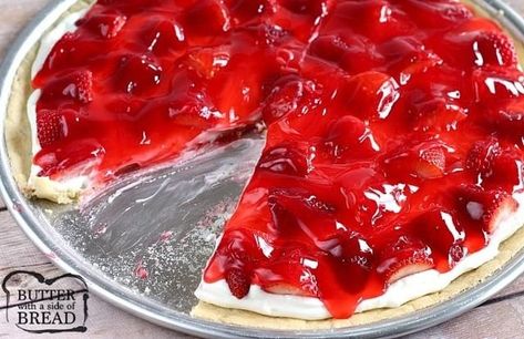 GLAZED STRAWBERRY FRUIT PIZZA #fruit #strawberry #sweets #snacks #easy Fruit Pizza Glaze, Fruit Pizza Recipe With Glaze, Strawberry Fruit Pizza, Fruit Pizza With Cream Cheese, Pizza With Cream Cheese, Strawberry Pizza, Strawberry Pretzel Salad Recipe, Pizza Sugar Cookie, Strawberry Sugar