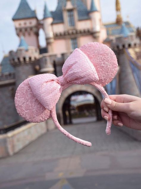 Pink Mickey Ears, Diy Disney Ears, Disneyland Ears, Disney Mouse Ears, Disney Minnie Mouse Ears, Disney Headbands, Disney Mickey Ears, Disney World Outfits, Millennial Pink