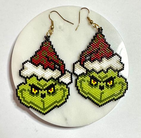 Seed Bead Grinch Earrings, Grinch Brick Stitch Earrings, Grinch Earrings Beaded, Christmas Beaded Earrings Brick Stitch, Grinch Seed Bead Earrings, Christmas Seed Bead Earrings Patterns, Beaded Grinch Earrings, Grinch Beaded Earrings, Christmas Brick Stitch Earrings