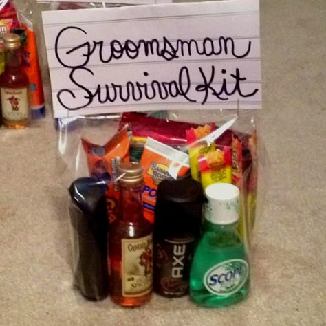 Groomsmen survival kits! always thought of this for bridesmaids not Groomsmen. Love this idea. Creative Groomsmen Gifts, Groomsmen Gifts Ideas, Gifts For Bridal Party, Wedding Party Gifts Groomsmen, Bridal Party Groomsmen, Bridesmaid Groomsmen Gifts, Wedding Party Gifts, Survival Kits, Wedding Groomsmen