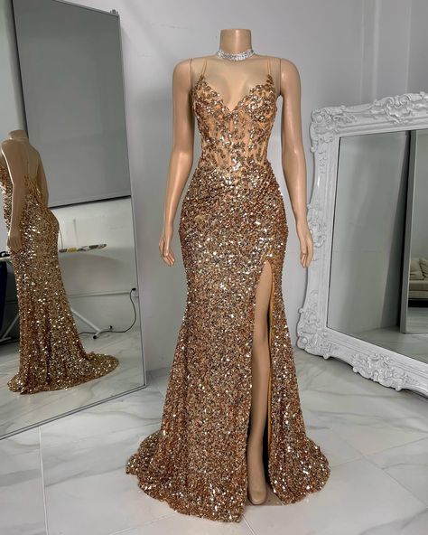 All that glitters is gold ✨ New collection dropping March 8th at 12pm EST ✨ turn your notifications on! This new collection features limited quantities with no restocks! Grab yours in-store or online—ready to ship or pick up until inventory run out. Don’t miss out on these exclusive styles! Prom Dresses Gold, Elegant Evening Dresses Long, Best Formal Dresses, Med Vet, Glitter Prom Dresses, High Neck Prom Dress, Crystal Work, Gold Prom Dresses, Spaghetti Strap Prom Dress