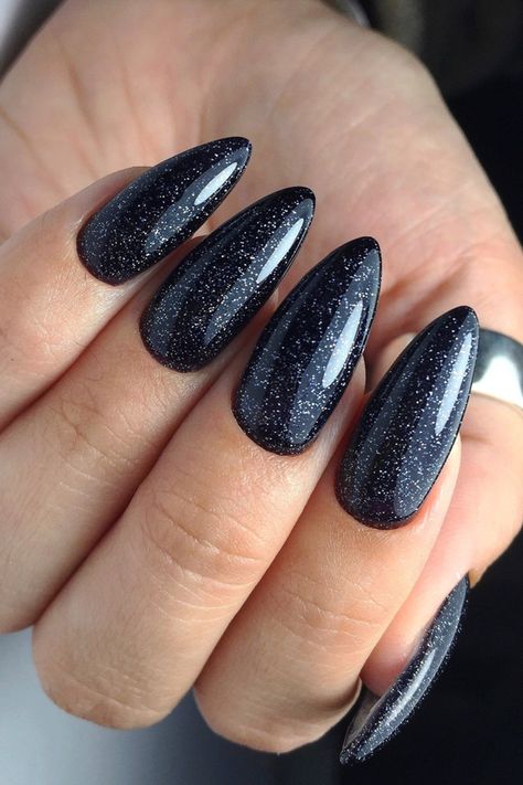 black manicure Cosmos Nails, Black Shellac Nails, Cosmic Nails, Black Manicure, Female Hands, Space Nails, Blue Nail Designs, Shellac Nails, The Cosmos