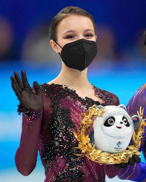 Team Tutberidze, Master And Margarita, Anna Scherbakova, Russian Figure Skater, Anna Shcherbakova, Ice Skater, Alexandra Trusova, Recurve Bow, Ice Skaters