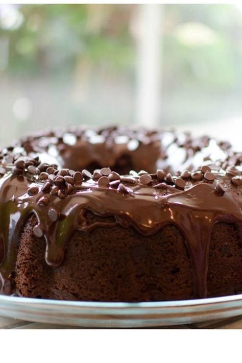 Too Much Chocolate Cake, Orange Spice Cake, Coconut Poke Cakes, Box Cake Recipes, Pudding Flavors, Chocolate Bundt, Devils Food Cake, Chocolate Bundt Cake, Decadent Cakes