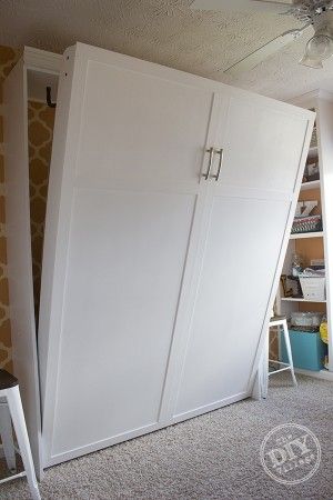 DIY Murphy Bed that most anyone can do. This is the perfect solution for small space or for making rooms multi-purpose! Bedroom Small Space, Diy Murphy Bed, Murphy Bed Ideas, Beautiful Bed Designs, Hideaway Bed, Simple Bed Designs, Murphy Bed Ikea, Murphy Bed Desk, Modern Murphy Beds