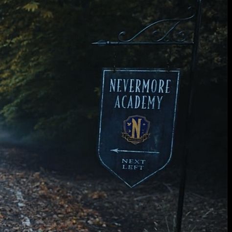 Never More Academy, Wednesday Addams Aethstetic, Jericho Wednesday, Wednesday Nevermore Aesthetic, Wednesday Jericho, Paranorman Aesthetic, Wednesday Tv Show Aesthetic, Wednesday Show Aesthetic, Nevermore Academy Aesthetic