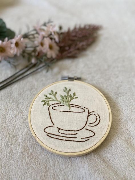 Tea Cup Embroidery, Cup Embroidery, Coffee Embroidery, Kitchen Embroidery Designs, Embroider Ideas, Hoop Wall Art, Etsy Embroidery, Embroidery Hoop Wall, Embroidery Hoop Wall Art