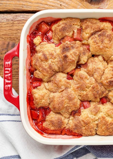 Strawberry Cobbler Recipe, Strawberry Cobbler Recipes, Strawberry Rhubarb Cobbler, Rhubarb Cobbler, Southern Peach Cobbler, Strawberry Cobbler, Blackberry Cobbler, Strawberry Shortcake Recipes, Cobbler Recipe