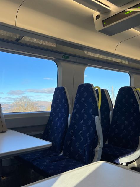 Uk Train Aesthetic, Traveling Aesthetic, Aesthetic 2023, Uk Summer, Travel Scotland, Scotland Uk, Train Pictures, Uk Travel, Train Travel