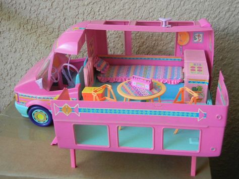 And I miss my barbie van #TBT Lexi's Throwback Thursday Barbie Motorhome, Barbie Camper Van, Barbie Van, Barbie Camper, 1990s Kids, Barbie 90s, 90s Toys, 90s Childhood, Barbie Toys