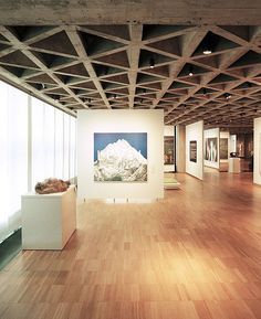 Art Gallery Architecture, Gallery Architecture, Architecture Ceiling, Window Walls, Yale University Art Gallery, Art Galleries Architecture, Gallery Interior, Museum Interior, Art Galleries Design