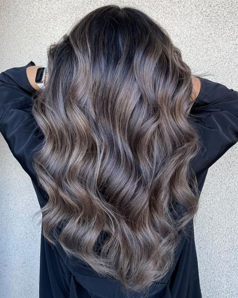 Mushroom Grey Balayage, Dark Brown Hair Mushroom Highlights, Mushroom Brown Balayage, Mushroom Brown Hair Color, Ash Brown Hair Balayage, Mushroom Brown Hair, Straight Hair Highlights, Darker Hair, Fall Hair Ideas