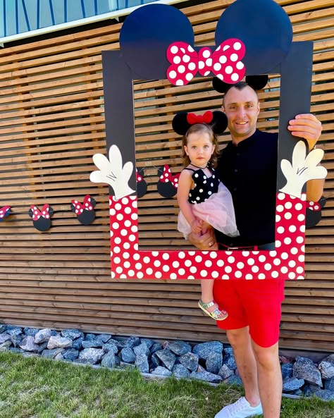 Party Photo Frame, Minnie Mouse Birthday Theme, Mickey First Birthday, Minnie Mouse Birthday Party Decorations, Mickey Mouse Themed Birthday Party, Minnie Mouse Birthday Decorations, Party Frame, Mickey Birthday Party, Minnie Birthday Party