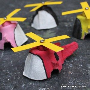 egg carton helicopter - egg carton craft - recycled craft - kid crafts - acraftylife.com #preschool #craftsforkids #crafts #kidscraft Helicopter Craft, Transportation Crafts, Recycled Crafts Kids, Egg Carton Crafts, Crafts For Boys, Kids' Crafts, Create And Craft, Egg Carton, Childrens Crafts