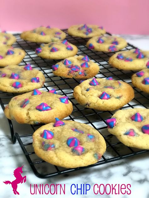 Unicorn Chip Cookies - Danielle Unicorn Chipits Recipes, Unicorn Chip Cookies, Unicorn Chocolate Chip Cookies, Paris Pastry, Tasty Sweets, Sweets Ideas, Cookie Recipes Chewy, Ultimate Chocolate Chip Cookie, Unicorn Cookies