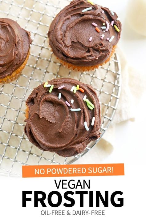 Vegan Frosting (No Powdered Sugar!) Frosting No Powdered Sugar, Healthy Frosting Recipe, Vegan Frosting Recipe, Naturally Sweetened Desserts, Healthy Frosting, Oatmeal Flour, Dairy Free Frosting, Healthier Treats, Vegan Frosting