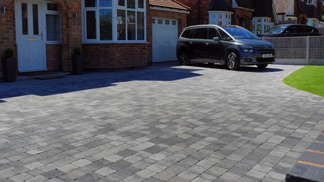 Installing a new driveway is a great outdoors project for the autumn/winter as it can be done in most weather. It also adds significant value to your property. https://www.pavingdirect.com/info/how-driveway-block-paving-can-improve-the-value-of-your-house/ #paving #property Block Paving Ideas, Grey Block Paving Driveways, Grey Block Paving, Concrete Block Paving, Front Driveway, Paving Driveway, Block Paving Driveway, Driveway Blocks, Limestone Block