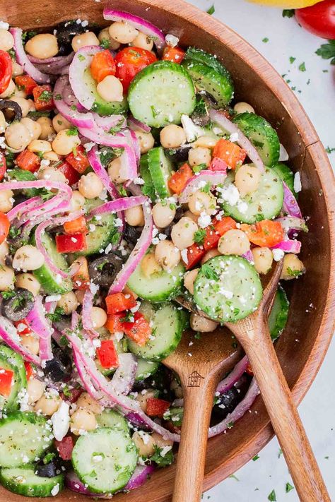 Italian Chickpea Salad, Chickpea Salad With Feta, Falafel Recipes, Mediterranean Cucumber, Mediterranean Cucumber Salad, Salad With Feta Cheese, Recipes Greek, Mediterranean Chickpea, Mediterranean Diet Recipes Dinners