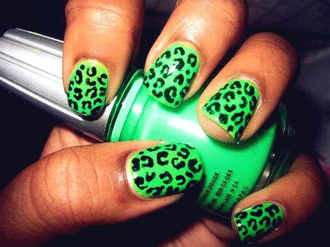 Gorgeous Green Leopard Nail Art Green Cheetah Nails, Green Leopard Nails, Leopard Nail Art, Neon Nail Polish, Cheetah Nails, Gel Nails At Home, Leopard Print Nails, Print Nails, Leopard Nails