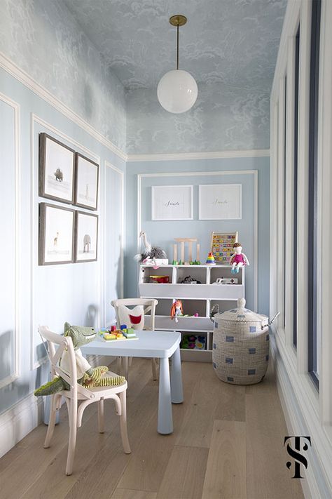 We think this might be one of Summer Thornton's most gorgeously designed spaces--and it might not be what it looks like at first glance! Decorative Ceiling Panels, Summer Thornton, Boys Playroom, Mini Library, Dream Kids, Wallpaper Ceiling, Playroom Design, Playroom Ideas, Kids Bedrooms