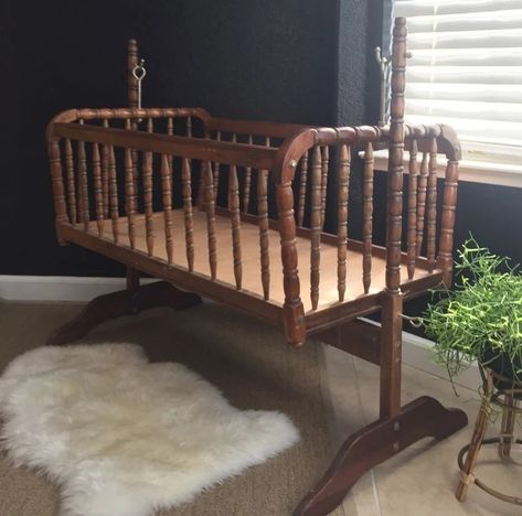 Vintage Baby Furniture, Vintage Bassinet, Hanging Bassinet, Baby Nook, Jenny Lind Crib, Antique Crib, Jenny Lind Bed, Small Kids Bedroom, Crib Design