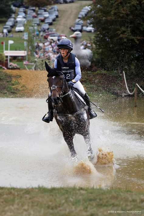 ros-canter-pencos-crown-jewel-land-rover-burghley-horse-trials-2022 Burghley Horse Trials, Horse Trials, Old Bay, Equine Photography, World Champion, Show Jumping, Crown Jewels, Land Rover, Riding Helmets