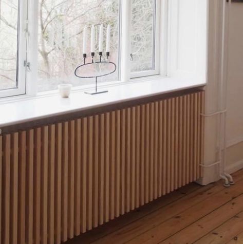 Diy Radiator Cover, Home Radiators, Mudroom Bench Plans, Diy Mudroom Bench, Upstairs Hallway, Small Hallway, 아파트 인테리어, Small Hallways, Radiator Cover