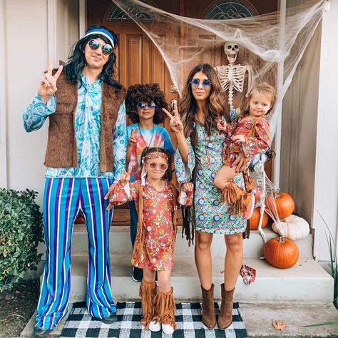 Halloween Costumes For The Whole Family | The Girl in the Yellow Dress Groovy Halloween Costume, Halloween Costumes Fashion, Mummy Halloween Costume, Hippie Costume Halloween, Fashion Costume Halloween, Themed Halloween Costumes, The Best Halloween Costumes, Hippie Halloween, Food Costumes