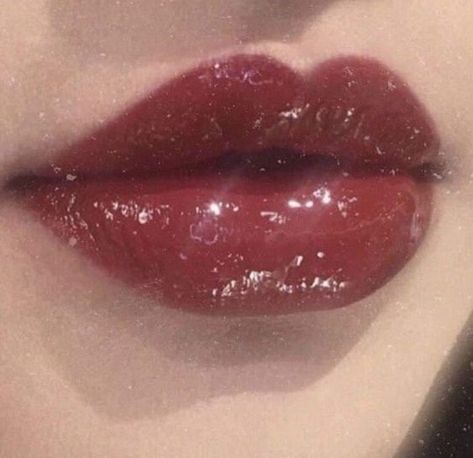 Lips Aesthetic, Swag Makeup, Dope Makeup, Lip Lacquer, Dark Feminine Aesthetic, Gloss Lipstick, Glossy Lips, Lipstick Shades, Red Lipstick