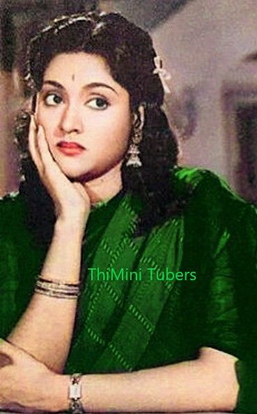 RARE AND MOST BEAUTIFUL PICTURES OF VYJAYANTHIMALA || ICON OF BOLLYWOOD | Old photos of Vyjayanthimala Bali Vaijayanti Mala Actress, Vaijanti Mala Actress, Vaijayanti Mala, Saree Aesthetic, Vintage Actresses, Old Film Stars, People References, Bollywood Pictures, Retro Bollywood