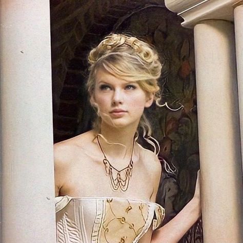 Taylor Swift Fearless Album, Fearless Aesthetic, Taylor Swift Album Aesthetic, Fearless Album, Fearless Tv, Ts Albums, Fearless Taylor Swift, Taylor Swift Taylor Swift, Fearless Era