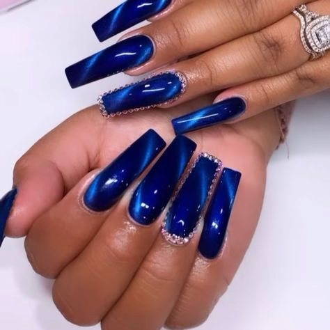 Blue New Years Nails, Unique Acrylic Nail Designs, Cosmic Nails, Nail Design Video, Eye Nails, Exotic Nails, Vacation Nails, Unique Acrylic Nails, Cat Eye Nails