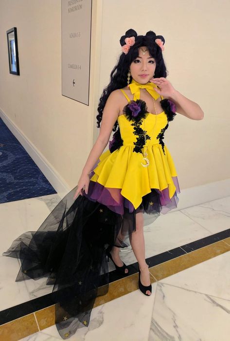 Human Luna cosplay by airy Luna Human Form, Human Luna, Luna Cosplay, Moon Cosplay, Cosplay Inspo, Sailor Moon Cosplay, Human Form, Cosplay Ideas, Sailor Moon