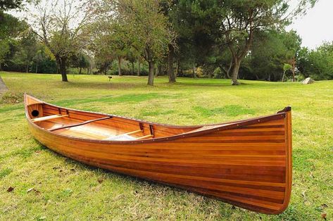 Designed for gentle paddles on rivers and lakes, the Skeena Canoe 18 from Wooden Boat USA is an attractive wood-striped canoe that blends into natural backdrops. Wood Canoe, Wooden Canoe, Wooden Paddle, Canoes, Wooden Boats, Model Boats, Western Red Cedar, Model Ships, Water Crafts