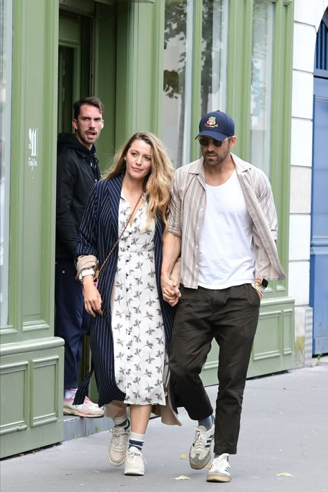 Ryan Reynolds Fashion Outfits, Ryan Reynolds’s Style, Ryan Reynolds Style 2024, Ryan Reynolds Street Style, Ryan Reynolds Style Summer, Ryan Reynolds Aesthetic, Ryan Reynolds Fashion, Ryan Reynolds Style, Blake Lively Street Style