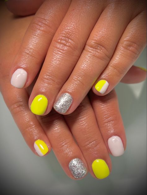 Highlighter Yellow Nails Design, Yellow Nails Short, Short Manicure, Summer Nails Bright, Neon Yellow Nails, Nails Neon, Nails Bright, Yellow Nails Design, Nails Yellow