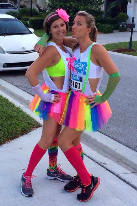 @melissaayala we so have to make outfits like this this year!!! Neon Running Outfit, 80s Exercise, Color Run Shirts, Color Run Outfit, 5k Costume, 5k Color Run, Bubble Run, Running Short Outfits, Neon Run