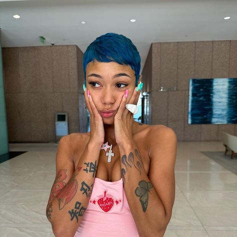 @ / coileray on IG Blue Pixie Cut, Dyed Pixie Cut, Purple Pixie Cut, Pixie Cut Black Women, Bangs Back, Purple Pixie, Pretty Hair Color, Female Rappers, Hair Life