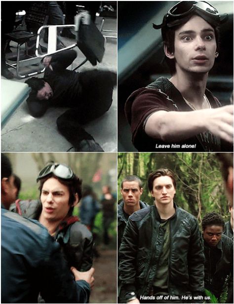 Delinquents protecting each other || Jasper Jordan and John Murphy || The 100 season 3 episode 13 - Join or Die and season 1 episode 1 - Pilot || Jurphy, Musper || Devon Bostick and Richard Harmon The 100 Murphy, Murphy The 100, The 100 Quotes, John Murphy, The 100 Characters, Devon Bostick, The 100 Cast, The 100 Clexa, The 100 Show