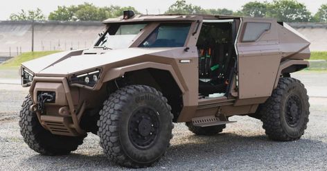 New Military Jeep By Volvo Can Drive Sideways Concept Vehicles Sci Fi, Tactical Truck, Armored Vehicle, Military Jeep, Bug Out Vehicle, Military Armor, Dream Cars Jeep, Military Helicopter, Expedition Vehicle