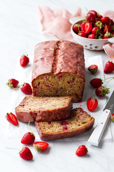 Strawberry Loaf, Strawberry Roll Cake, Strawberry Banana Bread, Strawberry Glaze, Strawberry Syrup, Make Banana Bread, Lemon Tart, Strawberry Banana, Banana Recipes