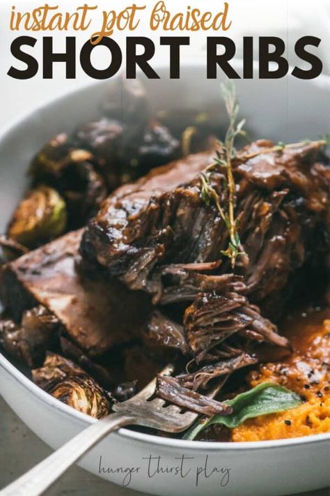 Dinner Party Main Dish, Ribs Instant Pot, Party Main Dish, Short Ribs Braised, Dinner Party Mains, Red Wine Beef, Beef Back Ribs, Beef Short Rib Recipes, Braised Short Ribs