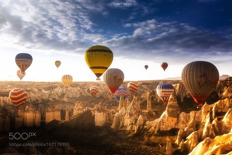 Love Valley... by muhur Capadocia Turkey, Turkey Landscape, Dream Holidays, Sky Sunrise, Balloon Flights, Sun Clouds, Sea Sunset, Hot Air Balloon Rides, Hdr Photography