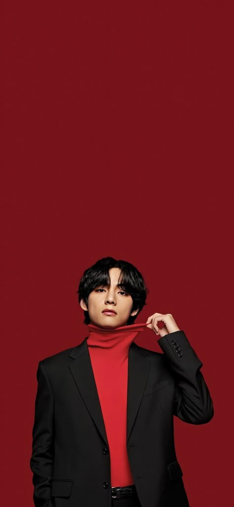 V Bts Wallpaper, Twitter Bts, Jimin Taehyung, Taehyung Jungkook, Taehyung Photoshoot, Lockscreen Wallpaper, Kim Taehyung Funny, Kim Taehyung Wallpaper, Bts Lockscreen