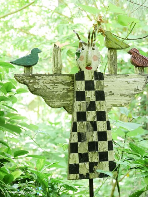 Sculpture for the Home Garden – FanningSparks Diy Garden Angel, Garden Angels Diy Yard Art, Angel Garden Ideas, Wooden Garden Art, Folk Art Angels, Angels Diy, Antique Store Displays, Wooden Angels, Japanese Stone Lanterns